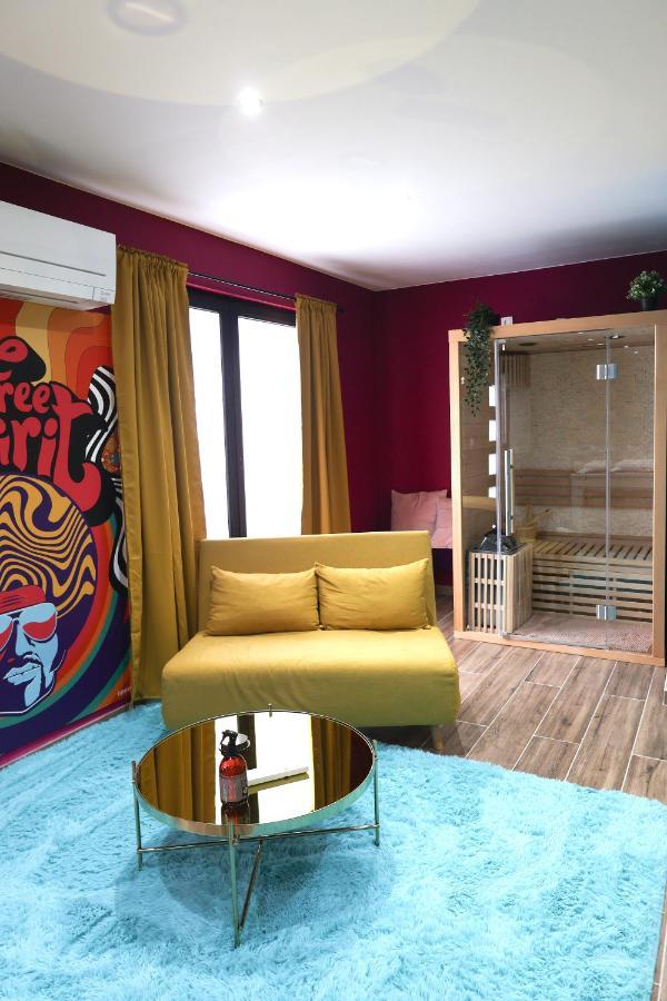 Capsule Groovy-Jacuzzi-Sauna-Billard-Netflix- Nintendo Switch & Jeux Μον Εξωτερικό φωτογραφία
